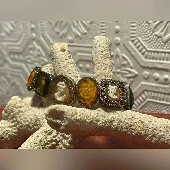 Vintage Victorian  Cameo Bracelet with Flexibility (Elastic) Smokey Stones - Picture 2 of 9